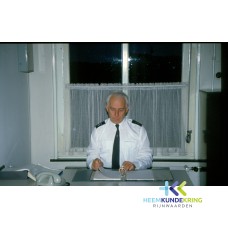 Piet Zwemstra op Douane kantoor Tolkamer F00000238